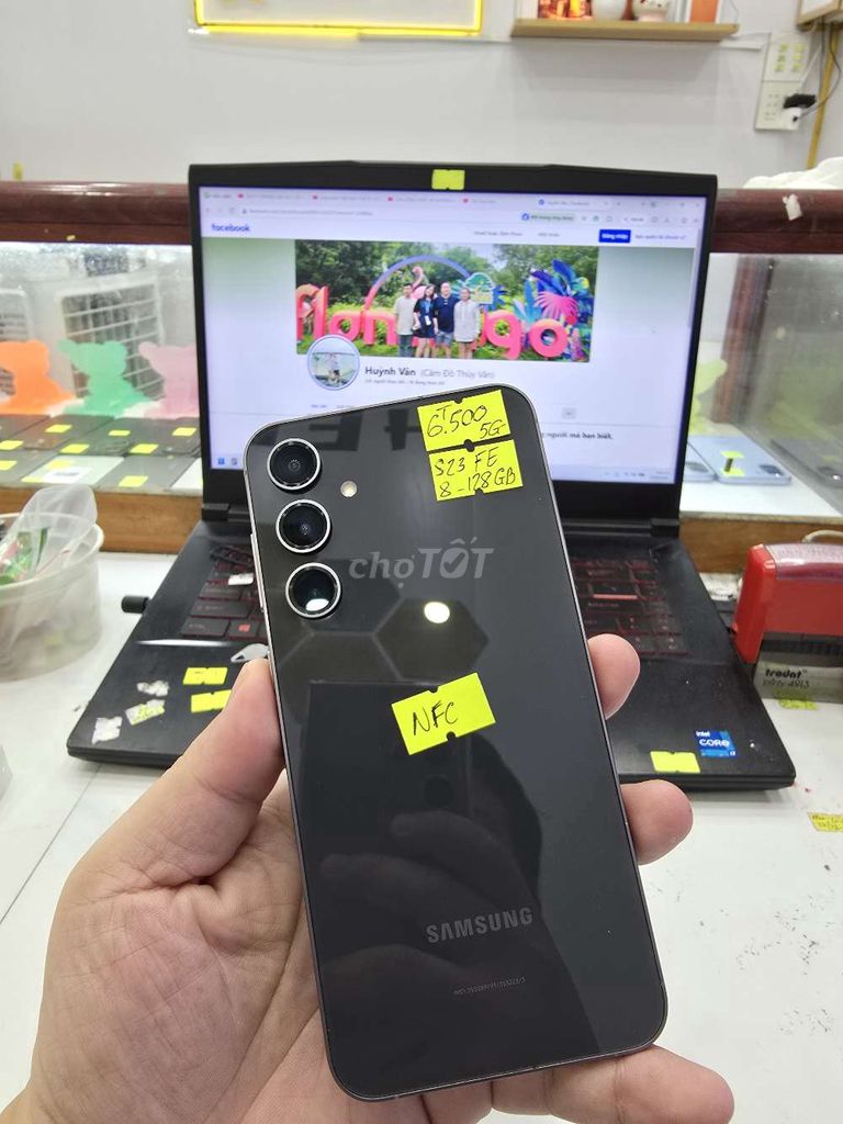 Samsung S23 FE 5G 128GB . Mua bán Điện thoại tại Thành phố Long Xuyên An Giang được đăng bởi Facebook Cầm Đồ Thúy Vân hình 1