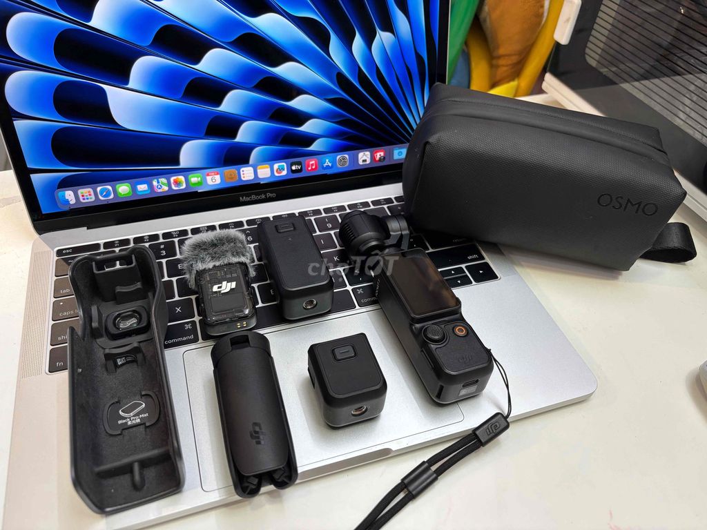Máy quay DJI Pocket 3 Combo - Bảo Hành 11/2026. Mua bán Máy ảnh, Máy quay tại Quận 10 Tp Hồ Chí Minh được đăng bởi Minh Sang hình 1