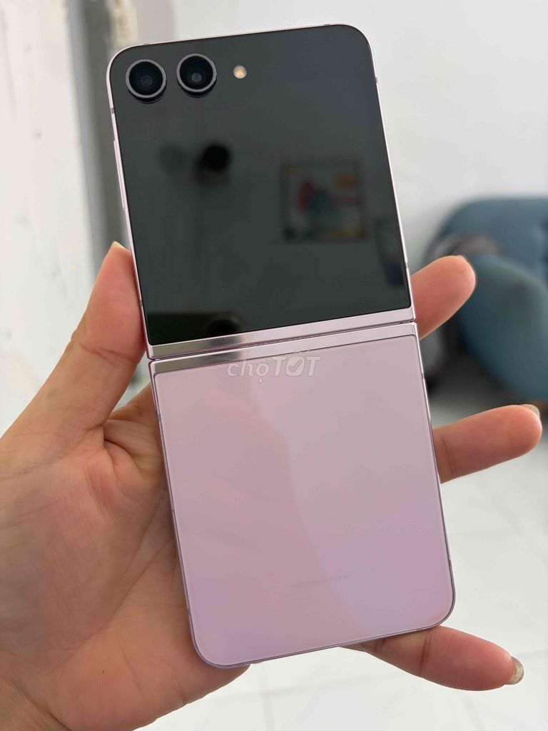 Samsung Z Flip5 ram8/256gb máy chính hãng VN. Mua bán Điện thoại tại Huyện Hóc Môn Tp Hồ Chí Minh được đăng bởi Linh hình 1