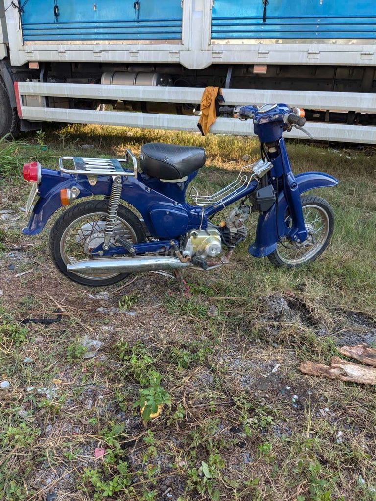 Honda Cub 50cc. Mua bán Xe máy tại Huyện Hóc Môn Tp Hồ Chí Minh được đăng bởi Nguyễn  màu Xanh hình 1
