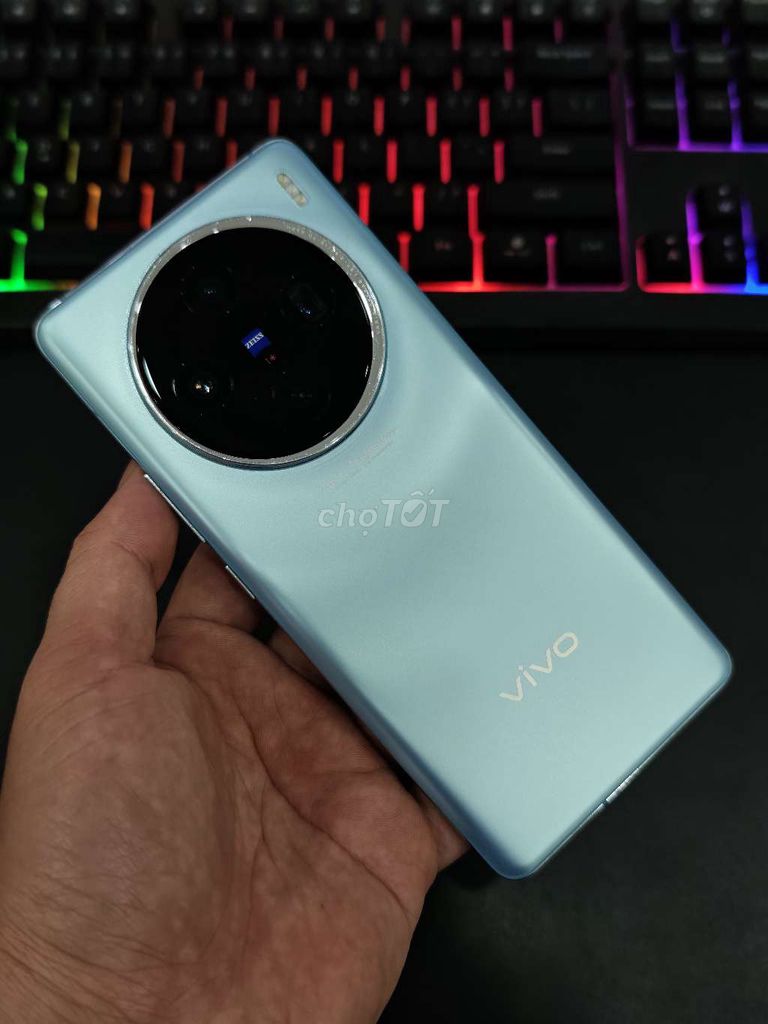 Vivo X100 12/256 ~ 99%. Mua bán Điện thoại tại Quận Ninh Kiều Cần Thơ được đăng bởi Nguyễn Toàn hình 1