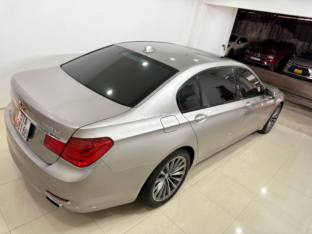 Bmw 750i 2009 đk 2011 odo 7.7v giá 599. Mua bán Ô tô tại Quận Tân Phú Tp Hồ Chí Minh được đăng bởi Thế Anh hình 7