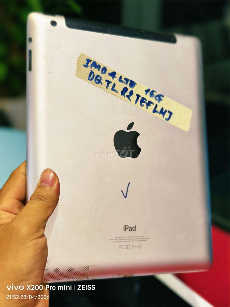 Apple iPad 4 32GB Bạc LTE. Mua bán Máy tính bảng tại Quận Tân Bình Tp Hồ Chí Minh được đăng bởi Táo Bán Lổ hình 1