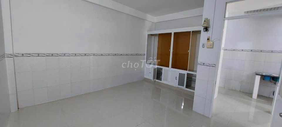 Bán nhà Tân Hiệp Hóc Môn. Giá 655 Triệu 60m2 SHR công chứng ngay !!!