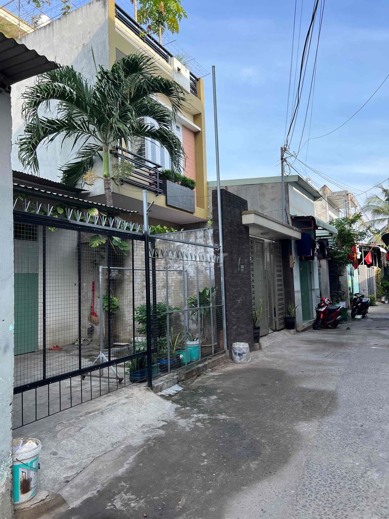BÁN ĐẤT TẶNG NHÀ CẤP 4 HẺM TRƯỜNG PHAN ĐÌNH PHÙNG( GẦN CHỢ NHỎ CÔNG V). Mua bán nhà ở tại Thành phố Biên Hòa Đồng Nai được đăng bởi Chưa đặt tên.Do van mui hình 1