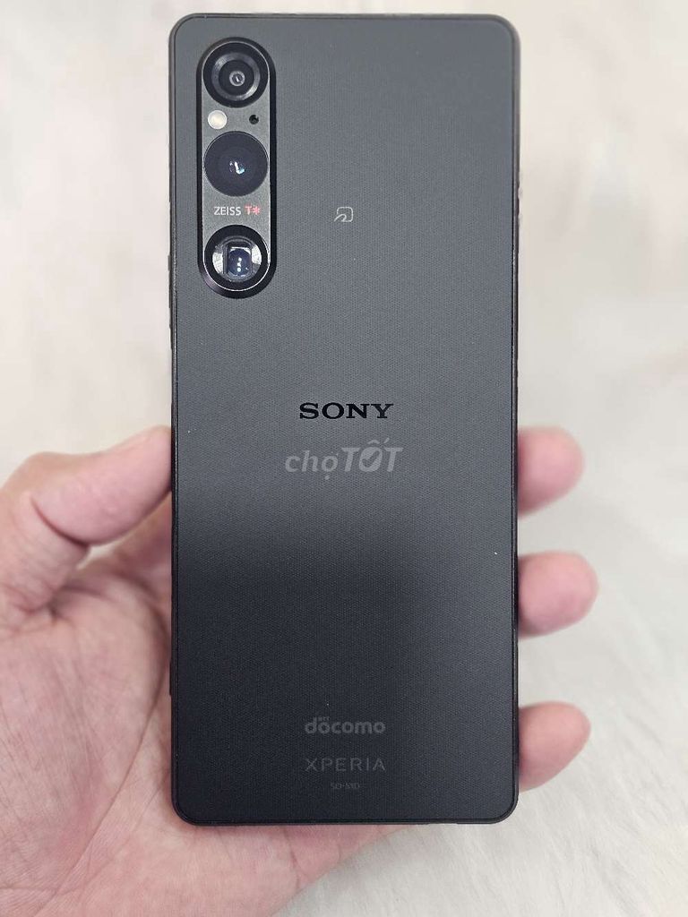 Sony Xperia 1 V Đen Mới 99%. Mua bán Điện thoại tại Quận Ninh Kiều Cần Thơ được đăng bởi Thinhmobile Cần thơ  hình 1