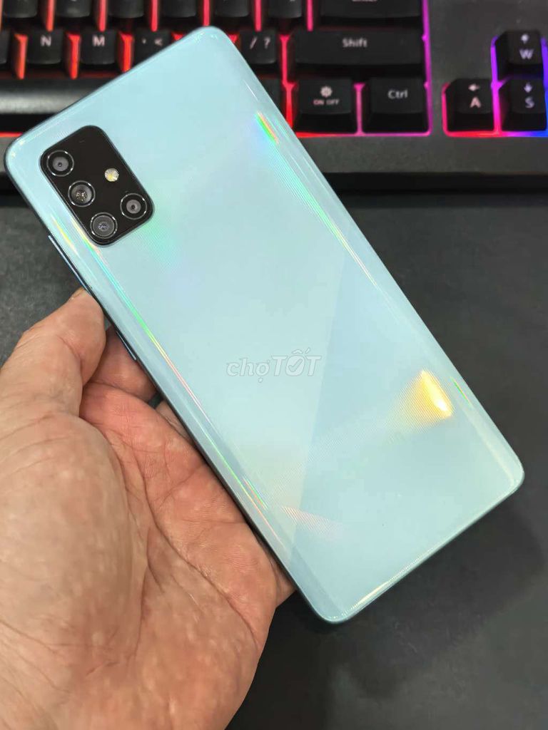Samsung Galaxy A71 128GB. Mua bán Điện thoại tại Quận Ninh Kiều Cần Thơ được đăng bởi Nguyễn Toàn hình 1