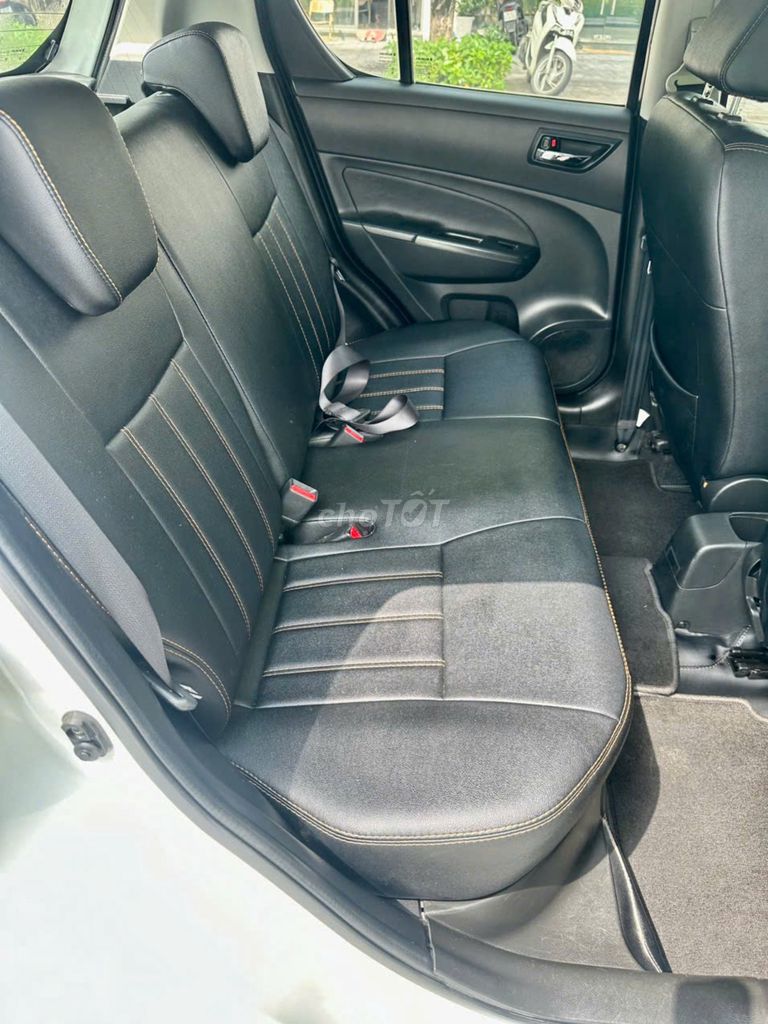 Suzuki Swift 2016 Special - 80000 km. Mua bán Ô tô tại Quận Hà Đông Hà Nội được đăng bởi Nguyễn Phúc hình 13