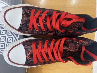 Giày Converse Nữ, màu đỏ, size 37, fullbox new100%