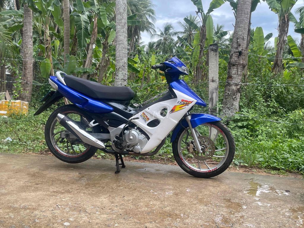 Спортивный мопед Suzuki FX, сине-белый
