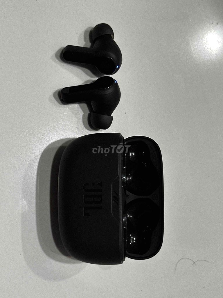 Tai nghe Bluetooth JBL Wave Beam Đen. Mua bán Tivi, Âm thanh tại Quận Tân Phú Tp Hồ Chí Minh được đăng bởi lê trung hình 1