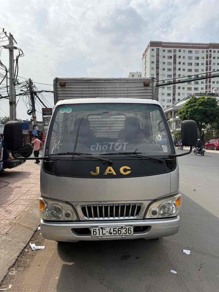JAC N200 2016 Thùng kín. Mua bán Xe tải, xe ben tại Quận Bình Tân Tp Hồ Chí Minh được đăng bởi Nguyen van sách hình 1