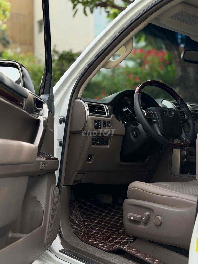 Lexus GX 2015 460 - 160000 km. Mua bán Ô tô tại Quận 7 Tp Hồ Chí Minh được đăng bởi Cường Lục hình 10