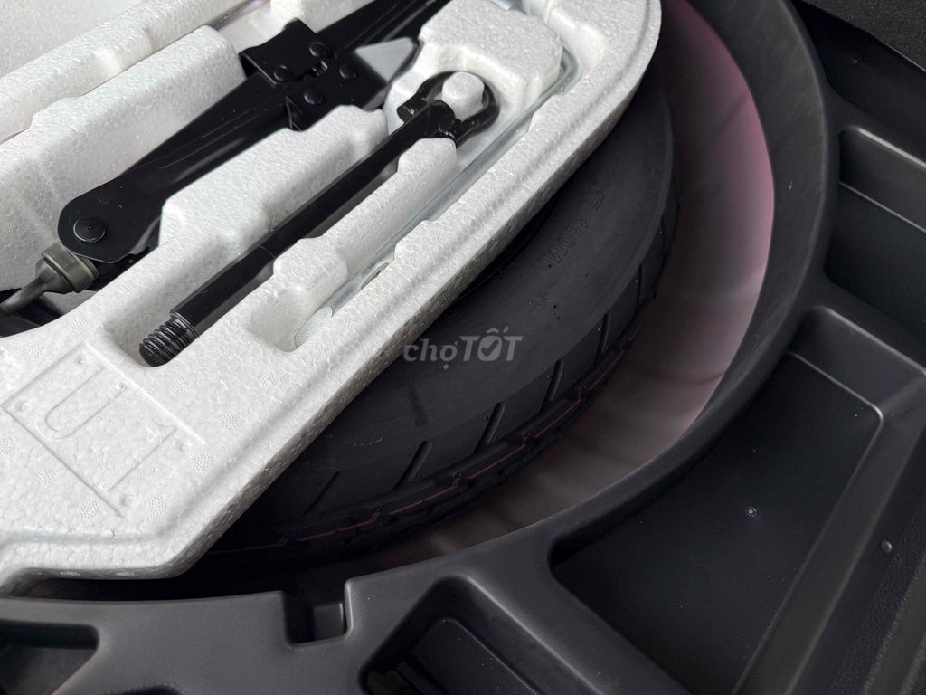 Toyota Corolla Cross 2021 1.8HV - 25800 km - 1 Chủ. Mua bán Ô tô tại Quận Bình Thạnh Tp Hồ Chí Minh được đăng bởi Công Sang hình 18