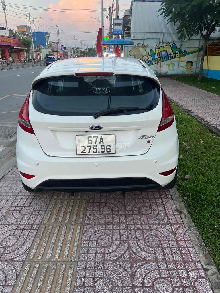 Ford Fiesta 2012 1.6 AT Hatchback - 115000 km. Mua bán Ô tô tại Huyện Hóc Môn Tp Hồ Chí Minh được đăng bởi Đức anh hình 1