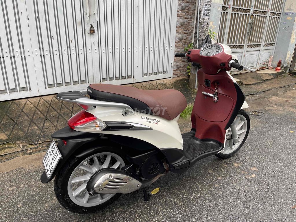 Liberty 125 3Vie 2014 bstp 9chủ xe đẹp máy bao zin. Mua bán Xe máy tại Quận Bình Tân Tp Hồ Chí Minh được đăng bởi HUY hình 5