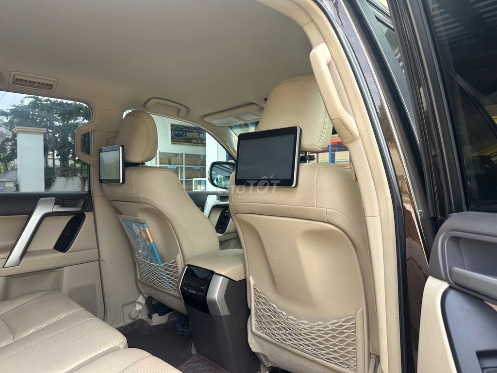 Toyota Prado VX 2.7L 2018 Nâu cà phê. Mua bán Ô tô tại Huyện Đông Anh Hà Nội được đăng bởi Đức Anh hình 5