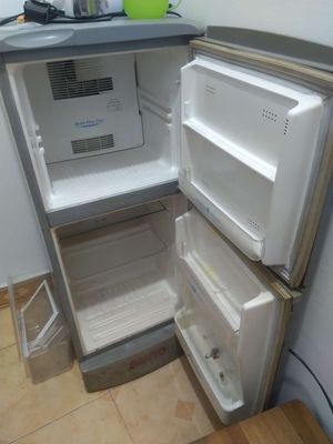 Bán tủ lạnh 110lit SANYO.... Mua bán Tủ lạnh tại Quận Hoàng Mai Hà Nội được đăng bởi HÀ