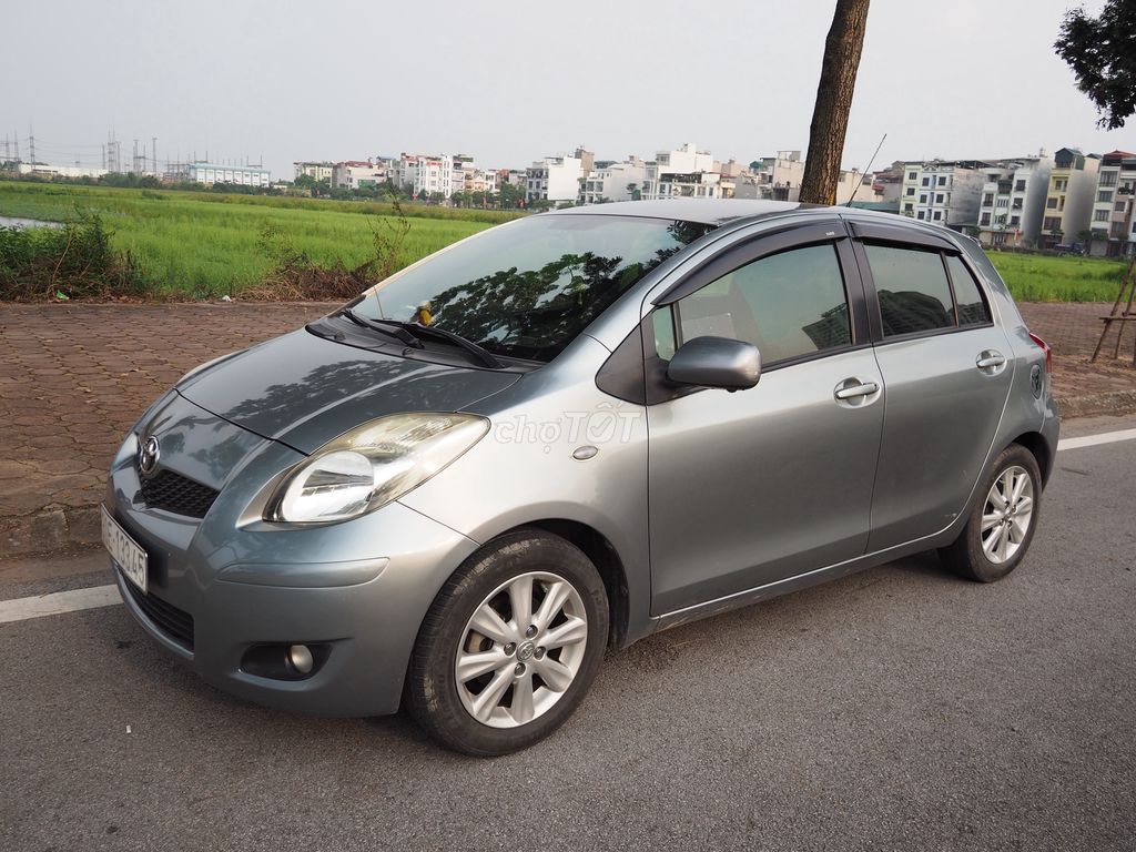 Toyota Yaris 2009  - 130000 km. Mua bán Ô tô tại Huyện Gia Lâm Hà Nội được đăng bởi Vương Quang Huy hình 8