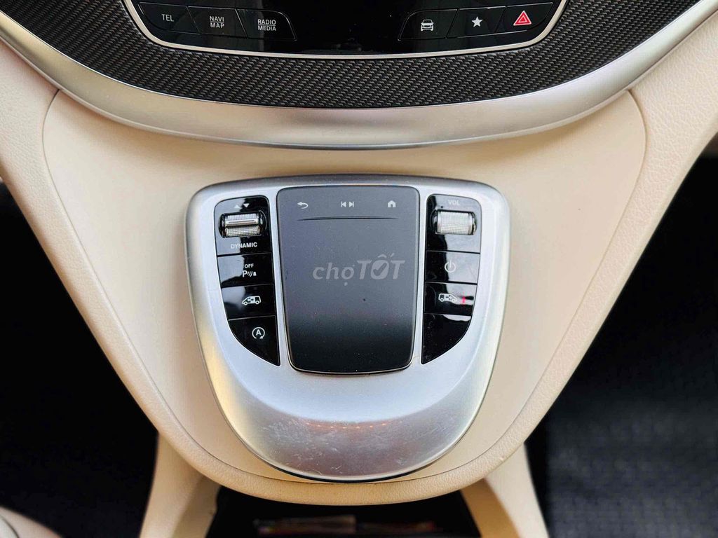 Mercedes Benz V250 AMG - XHĐ 3 Tỷ 3. Mua bán Ô tô tại Quận Bình Tân Tp Hồ Chí Minh được đăng bởi Lê Minh Quý hình 16