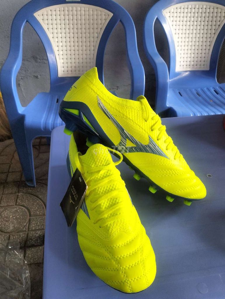 Giày đá bóng Mizuno Nam Vàng neon. Mua bán Đồ thể thao, Dã ngoại tại Quận Bình Tân Tp Hồ Chí Minh được đăng bởi Hoàng Hưng Võ Lê hình 1