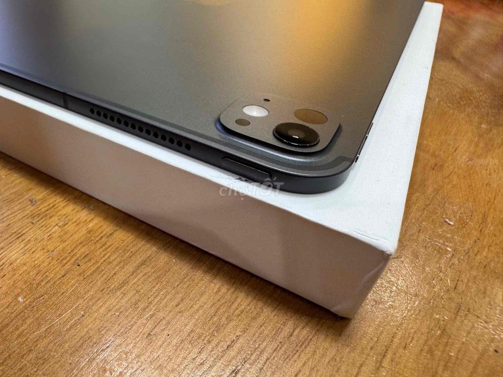 Ipad pro 13" M4 256GB new chưa sd pin sạc 3 lần