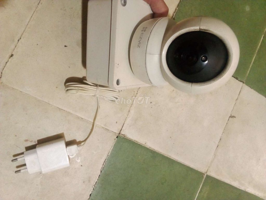 Camera Ezviz Trắng 32GB Đàm thoại 2 chiều. Mua bán Máy ảnh, Máy quay tại Quận 7 Tp Hồ Chí Minh được đăng bởi yenNgoc2k4 hình 1