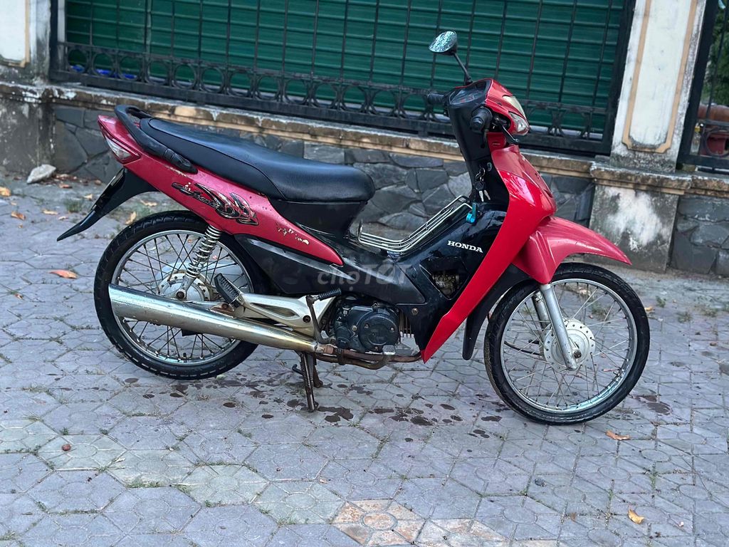 Wave máy móc êm ru mọi chức năng hoạt động tốt. Mua bán Xe máy tại Thành phố Quảng Ngãi Quảng Ngãi được đăng bởi Hien hình 3