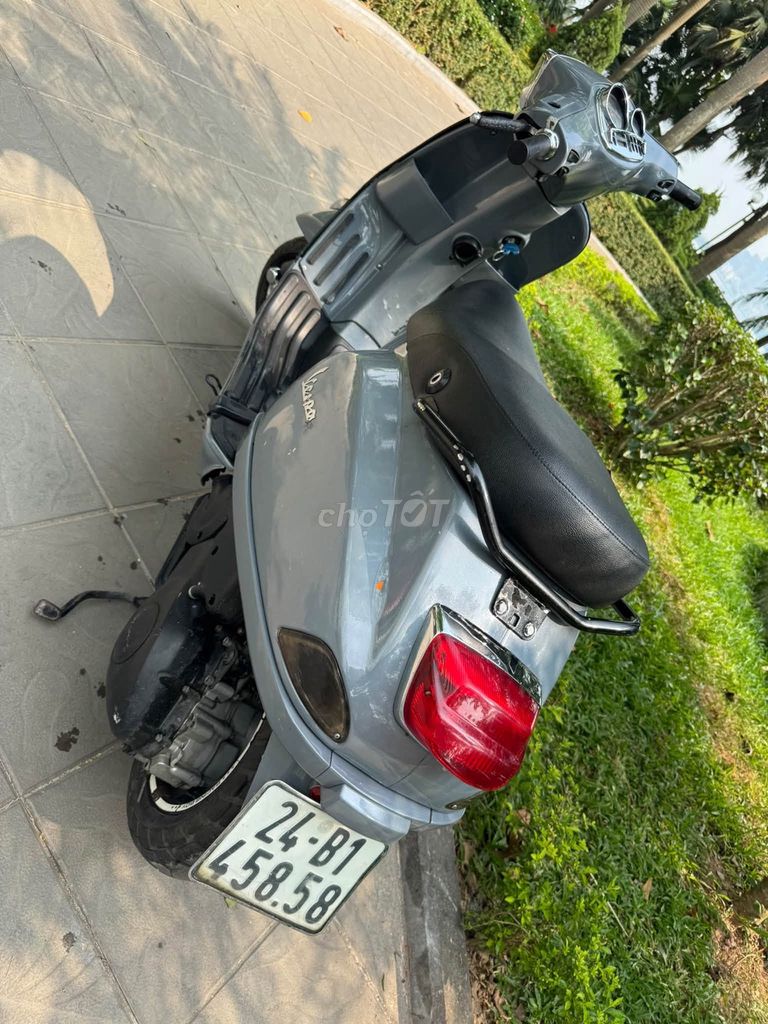 Vespa LX 3V i.e.
