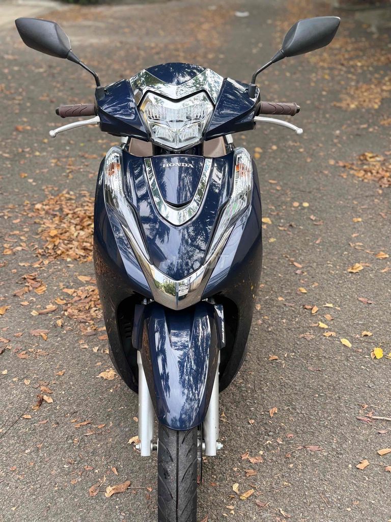 BÁN XE LEAD 2022 máy 4val lướt 4900km bstp sang te. Mua bán Xe máy tại Thành phố Thủ Đức Tp Hồ Chí Minh được đăng bởi XE MÁY ANH hình 2