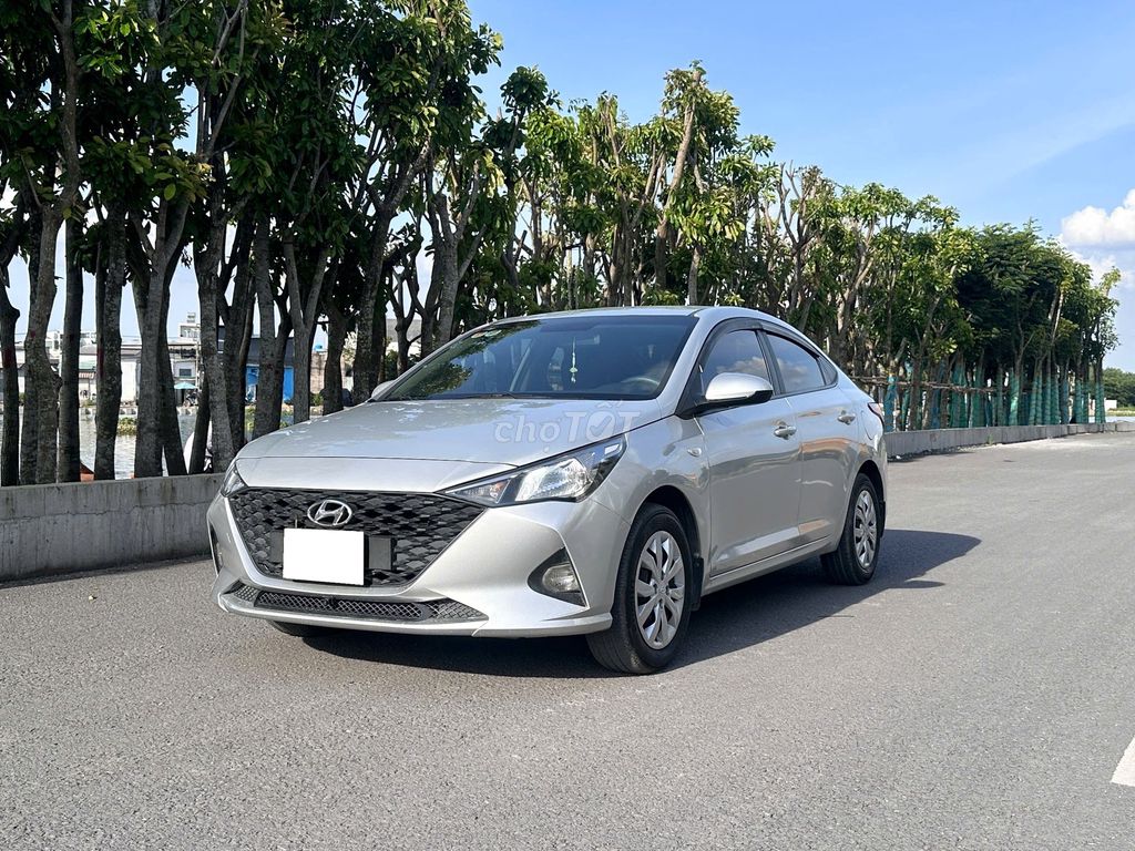 Hyundai Accent 1.4MT 2024 màu xám bạc. Mua bán Ô tô tại Quận 12 Tp Hồ Chí Minh được đăng bởi Việt 8080 hình 6