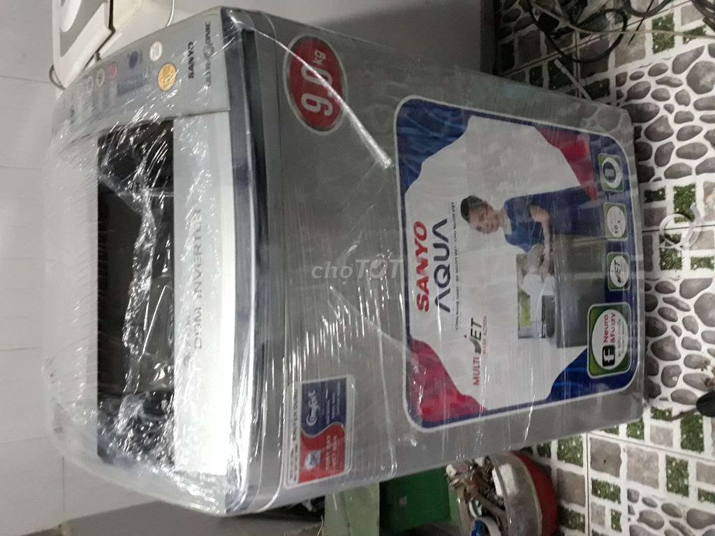 0939607304 - thanh lý máy giặt AQUA 9kg INVETER như hình