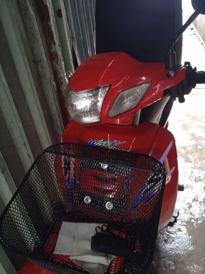 Xe chạy êm máy mạnh ngon đồ thái. Mua bán Xe máy tại Thành phố Long Xuyên An Giang được đăng bởi Quỳnh