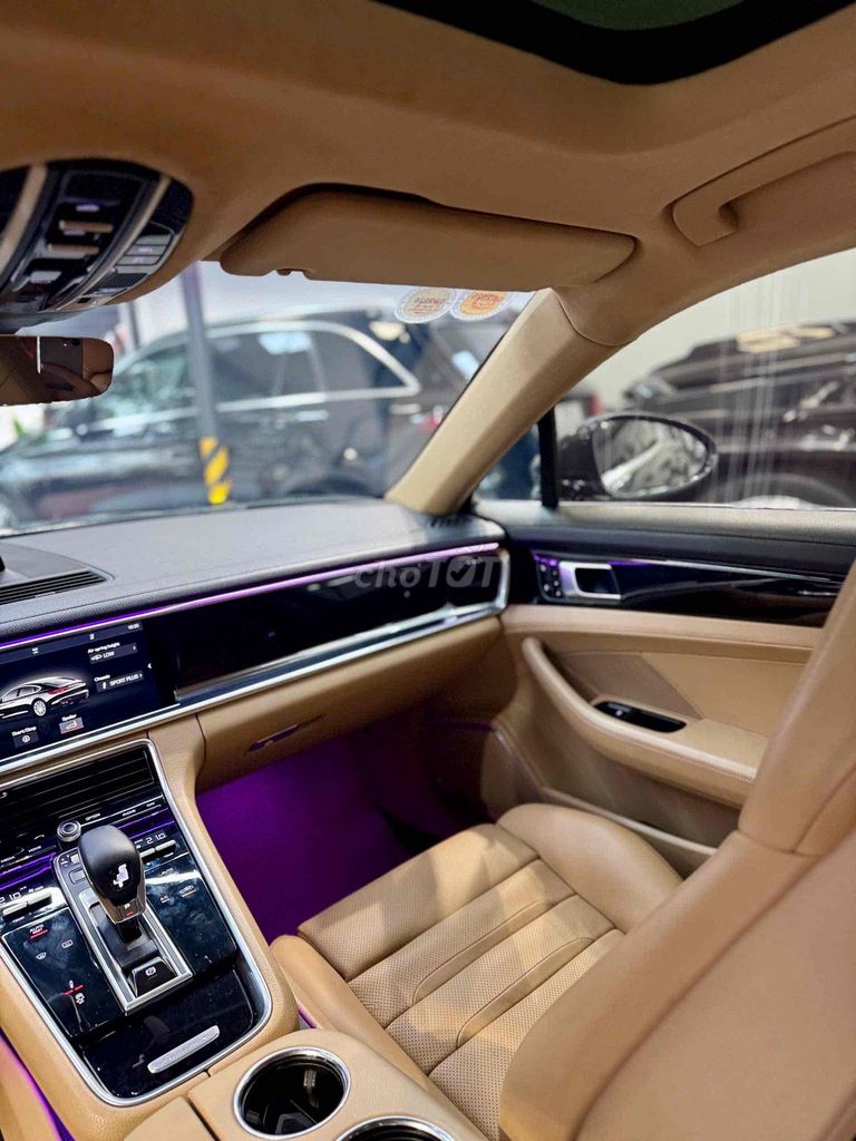 Porsche Panamera 3.0 V6 model 2018. Mua bán Ô tô tại Quận 8 Tp Hồ Chí Minh được đăng bởi Khoa nguyễn hình 11