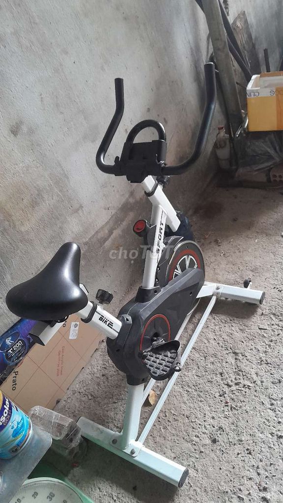 Xe đạp thể dục Trắng, Đen Như mới