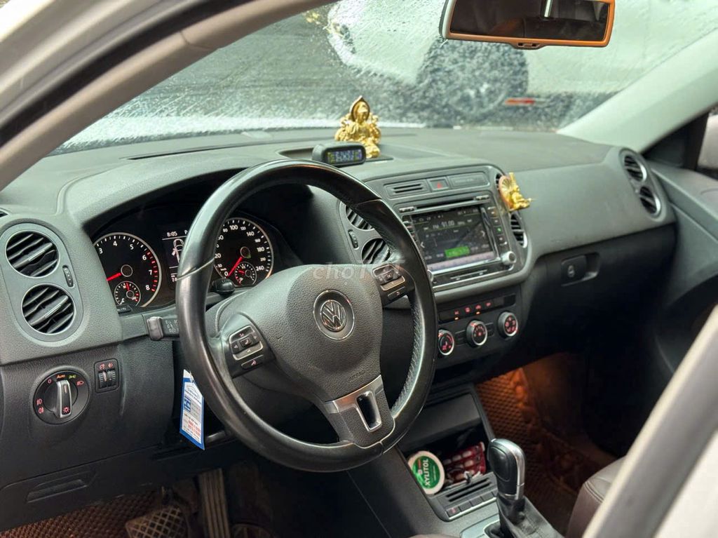 Volkswagen Tiguan 2016 2.0 AT - 75000 km. Mua bán Ô tô tại Quận Thanh Xuân Hà Nội được đăng bởi Nguyễn Tuấn Hoàng hình 17