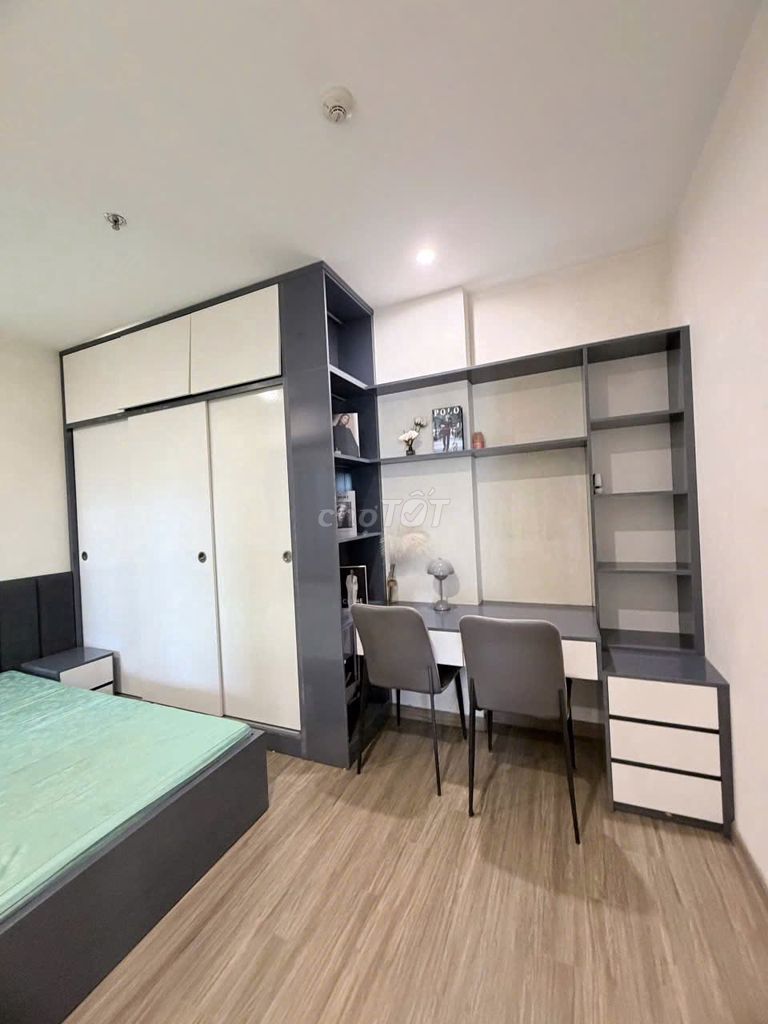 Квартира 2 спальни в Vinhomes Ocean Park с прекрасным видом, готовое свидетельство