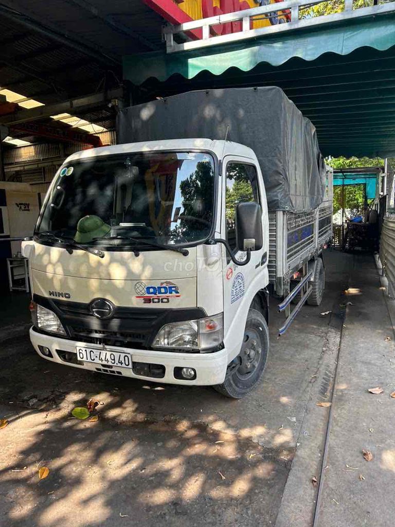 Hino 1.8 tấn đời 2015. xe chạy đúng 150 ngan km