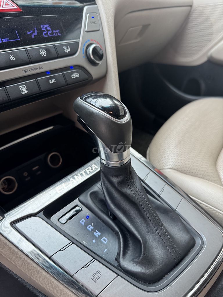 Hyundai Elantra 2019 1.6 AT - 86836 km. Mua bán Ô tô tại Quận Tân Phú Tp Hồ Chí Minh được đăng bởi N B hình 7