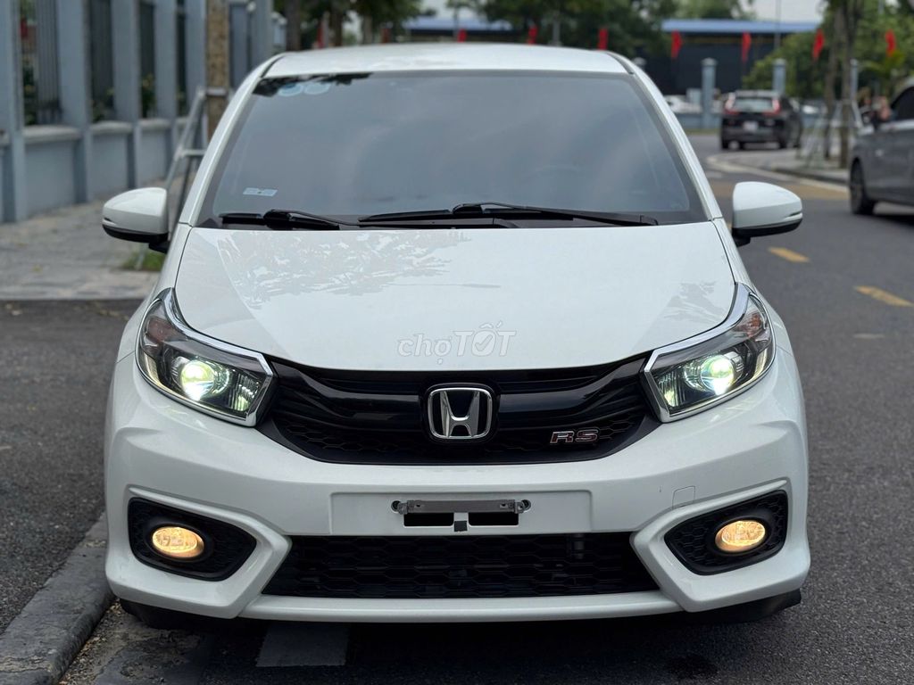 Honda Brio RS 2020 màu trắng, 60.000 km. Mua bán Ô tô tại Quận Long Biên Hà Nội được đăng bởi PHÚC LÂM  AUTO hình 1