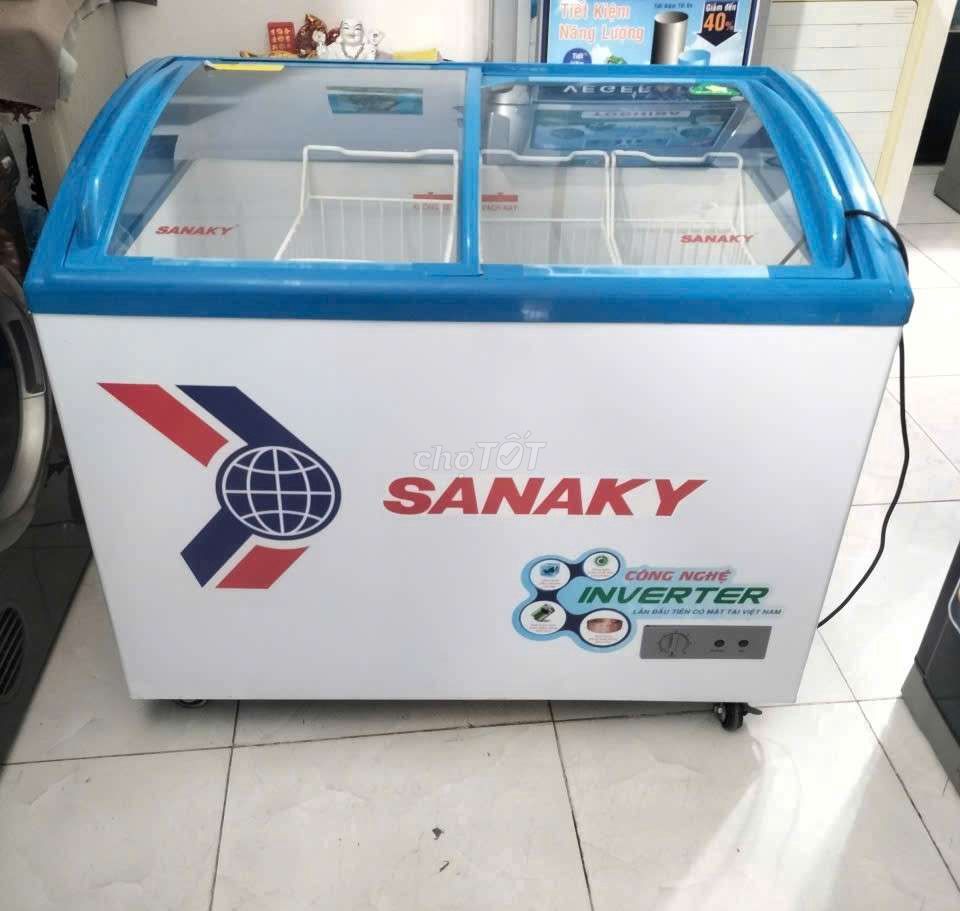 Tủ đông Sanaky 300lít còn đẹp làm đông nhanh. Mua bán Tủ lạnh tại Quận 12 Tp Hồ Chí Minh được đăng bởi Phương Anh  hình 1