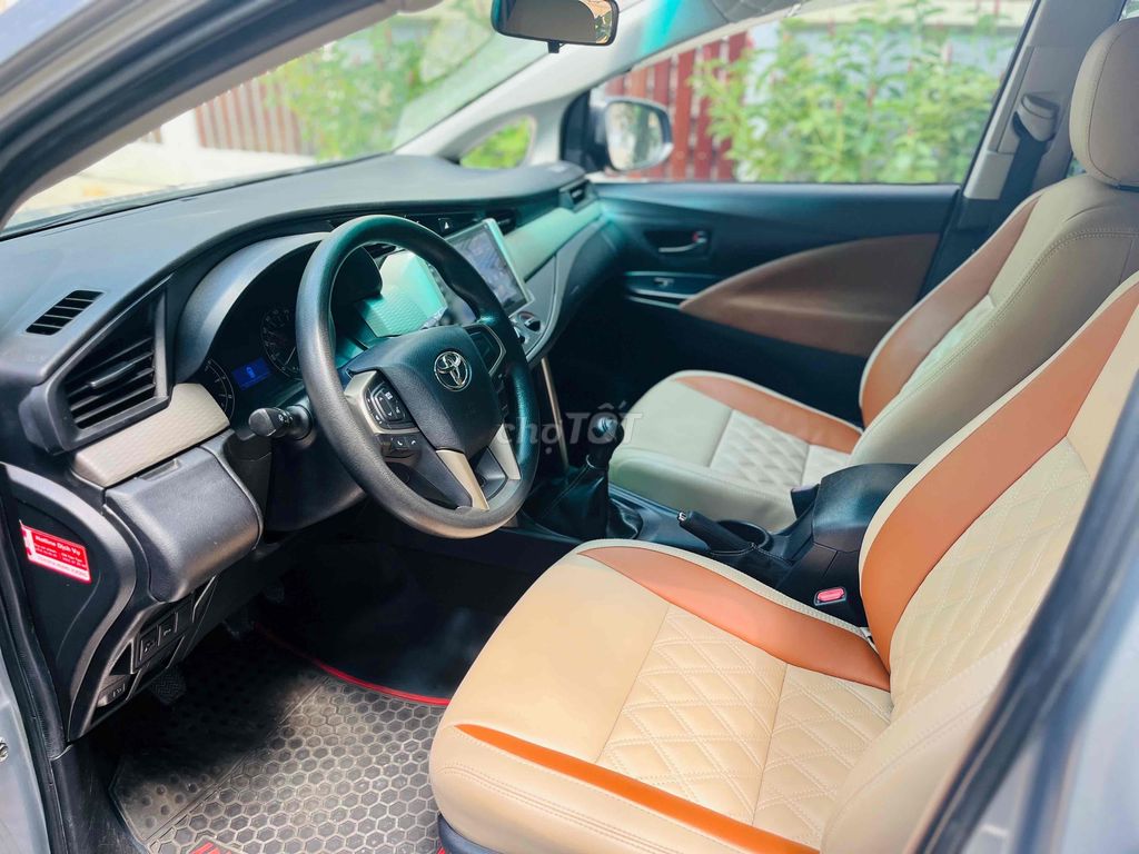 Toyota Innova 2016 2.0E - 108000 km. Mua bán Ô tô tại Quận 5 Tp Hồ Chí Minh được đăng bởi Salon Ô TÔ 07879 hình 8