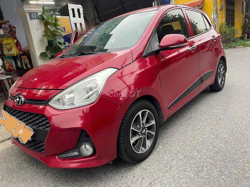 Hyundai Grand i10 2019 автомат красный