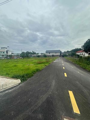Chính Chủ Bán Đất Ngay Trung Tâm Phú Mỹ !!. Mua bán đất tại Thị xã Phú Mỹ Bà Rịa - Vũng Tàu được đăng bởi Anh Tuấn 