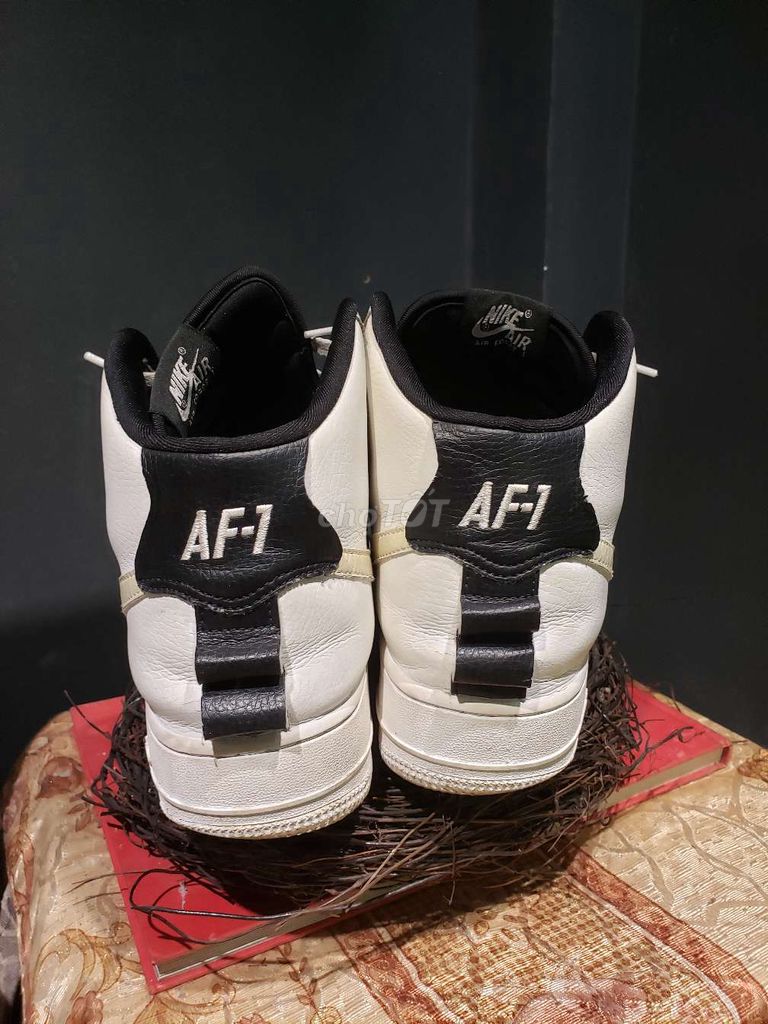 Cần bán giày nike air force one af1