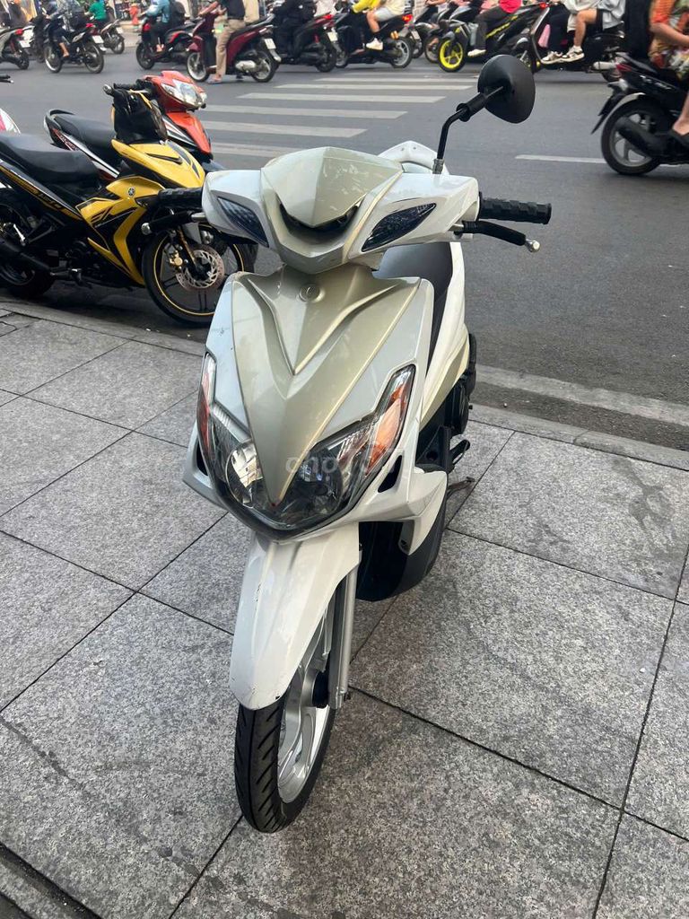 Yamaha Luvias 2012 mới 90% biển số thành phố. Mua bán Xe máy tại Quận Tân Phú Tp Hồ Chí Minh được đăng bởi Tuanduy hình 1