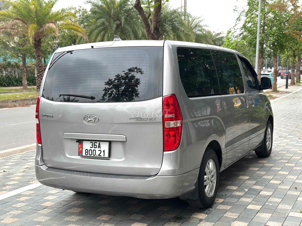 Hyundai Starex 2017 9 мест механика дизель