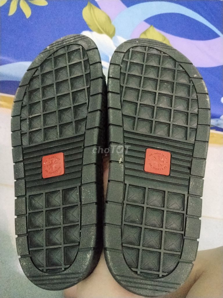 Dép nam da cá sấu Đen size 40. Mua bán Giày dép tại Thành phố Bến Tre Bến Tre được đăng bởi Hồ Tâm hình 1