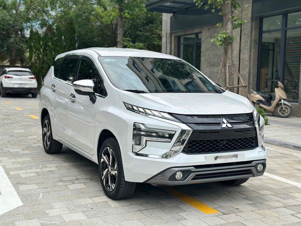 Mitsubishi Xpander 2023 1.5AT Premium