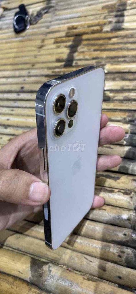 Apple iPhone 12 Pro Bạc Đã sử dụng. Mua bán Điện thoại tại Huyện Củ Chi Tp Hồ Chí Minh được đăng bởi Tên chưa cung cấp hình 1